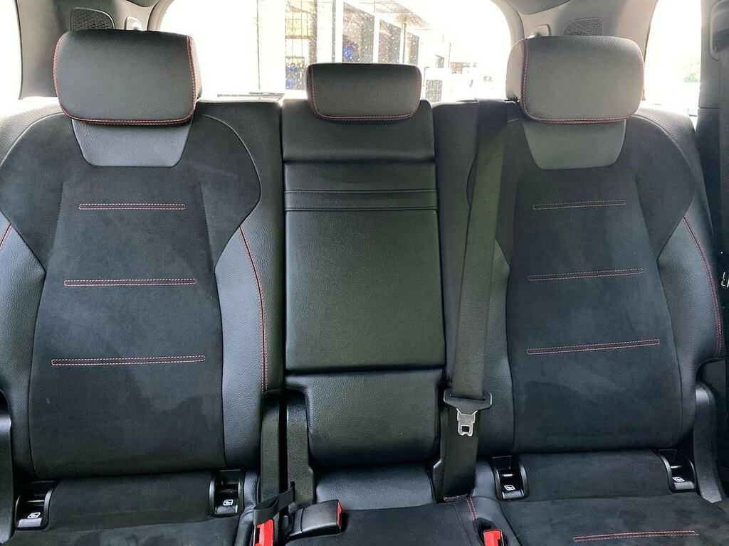 Mercedes-Benz GLB Class Glb 200 Rhd White #16