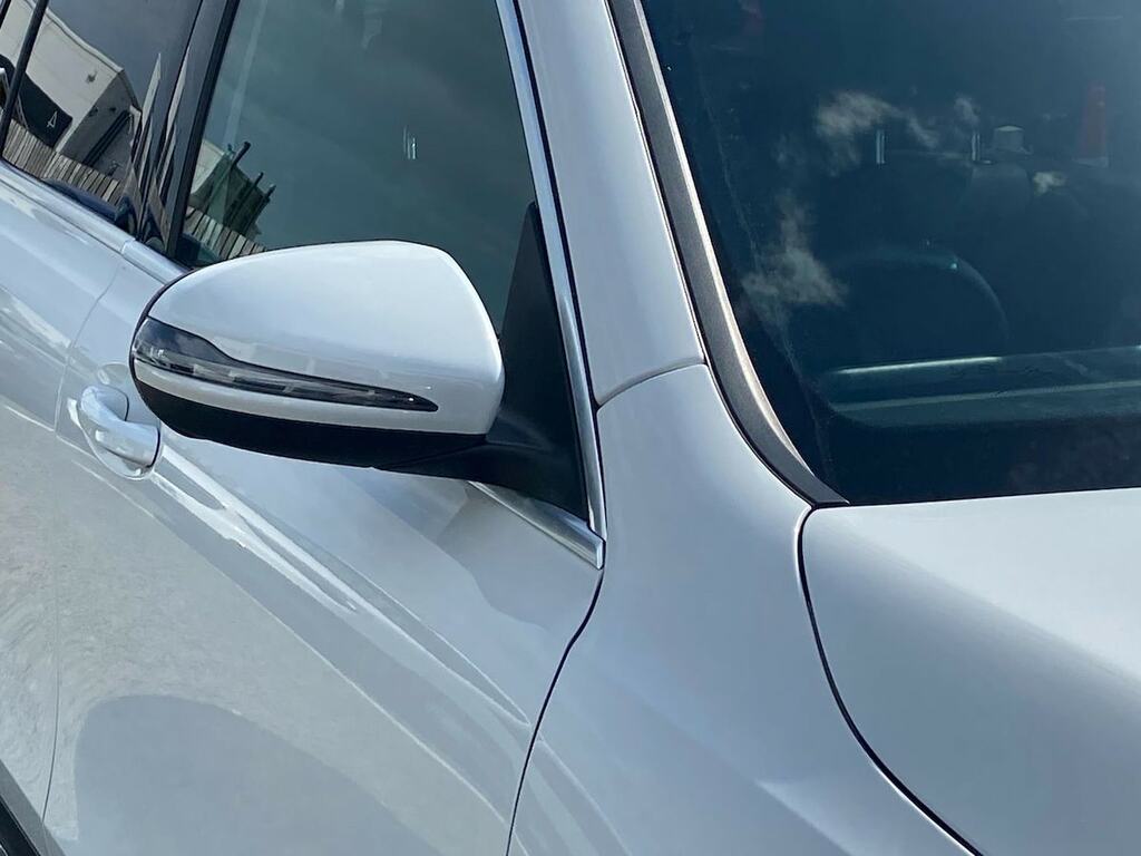 Mercedes-Benz GLB Class Glb 200 Rhd White #32