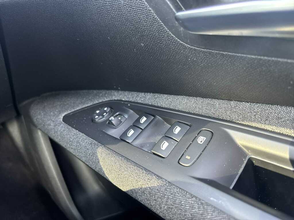 Peugeot 5008 1.2 Puretech Active Premium Grey #20