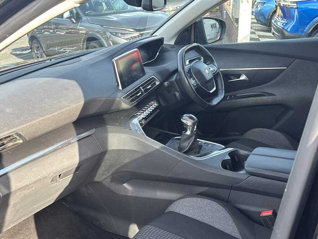 Peugeot 5008 1.2 Puretech Active Premium Grey #7