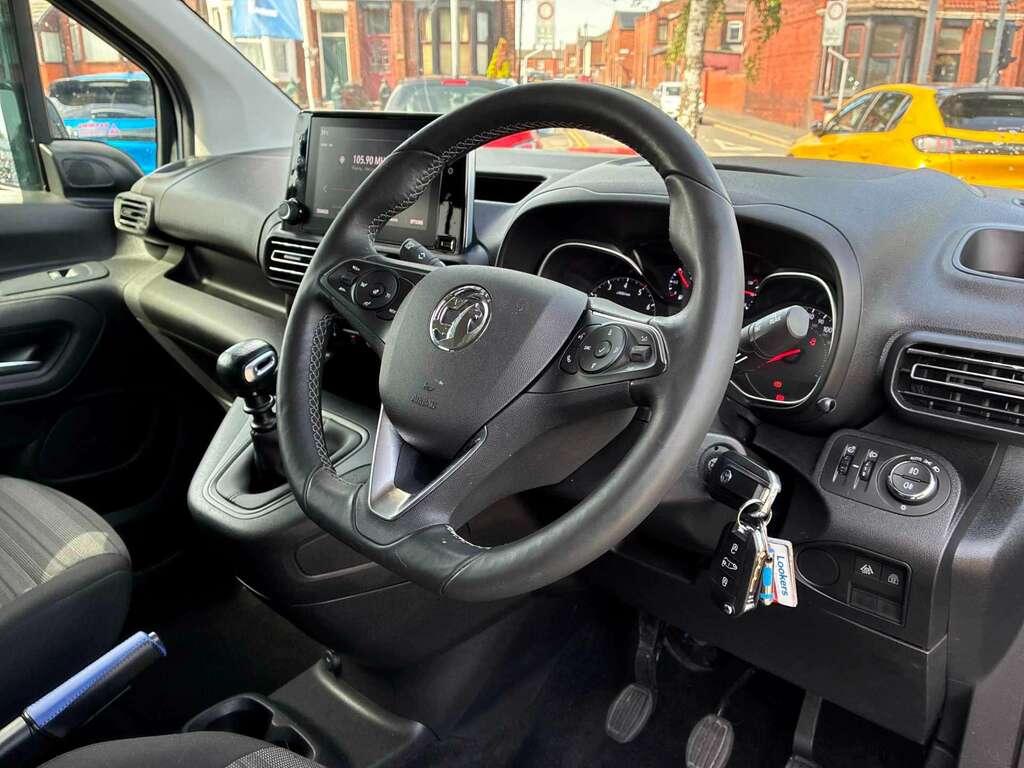 Vauxhall Combo Life 1.5 Turbo D Se Grey #14