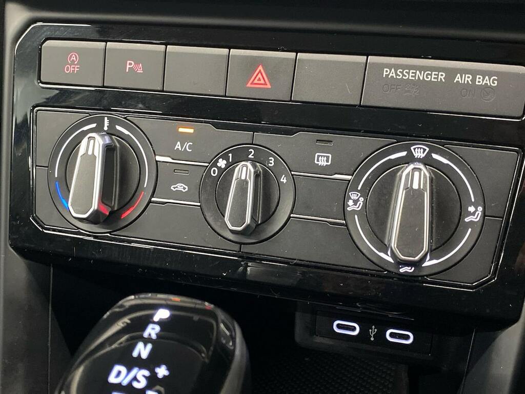 Volkswagen T-Cross Active White #12