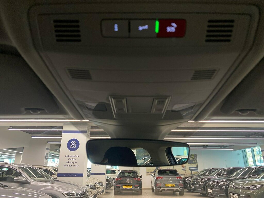 Volkswagen T-Cross Active White #14