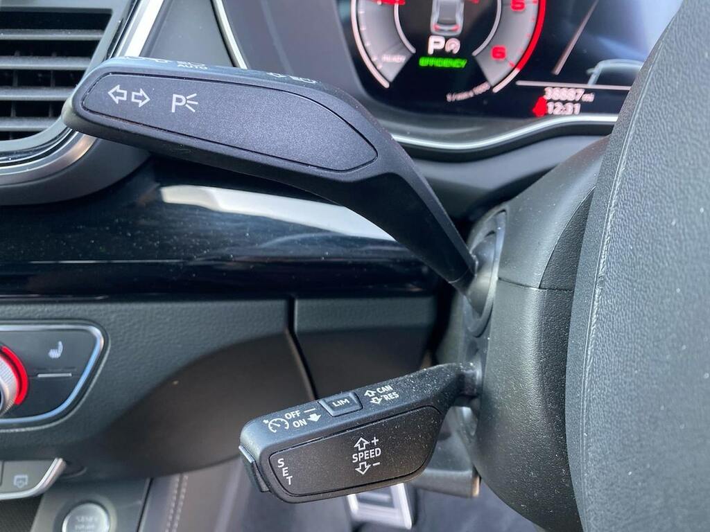 Audi Q5 Tfsie 50 S Line Black #28