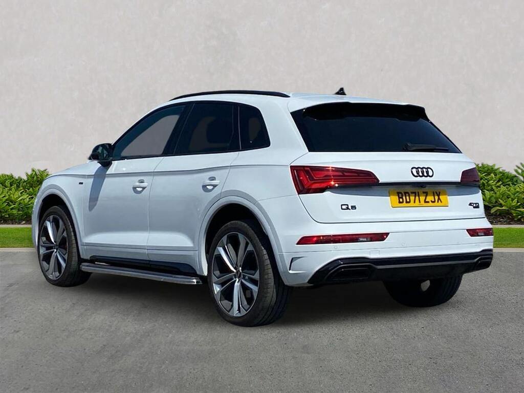Audi Q5 2.0 Tdi 40 Edition 1 Suv S Tronic Quatt White #2