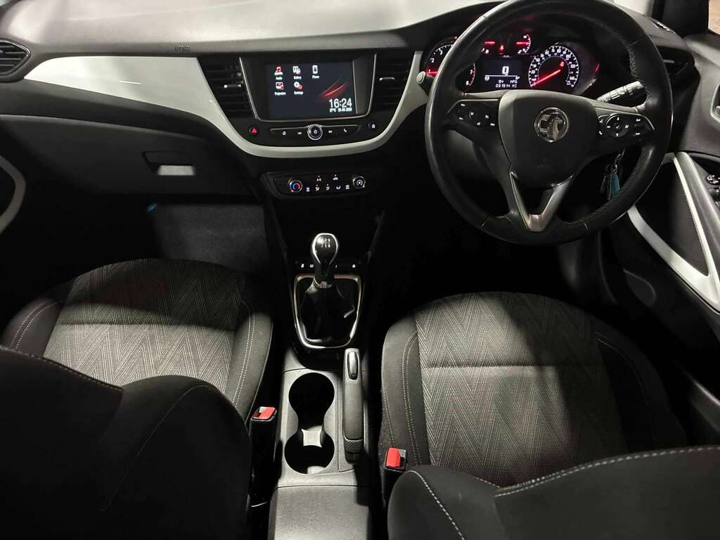 Vauxhall Crossland X Griffin Orange #7