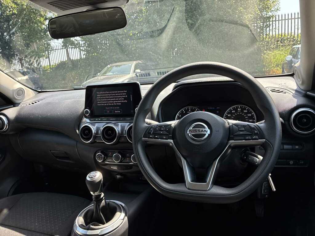 Nissan Juke 1L Tekna Black #14
