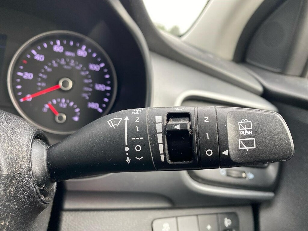 Kia Stonic 1.0T Gdi Maxx White #29