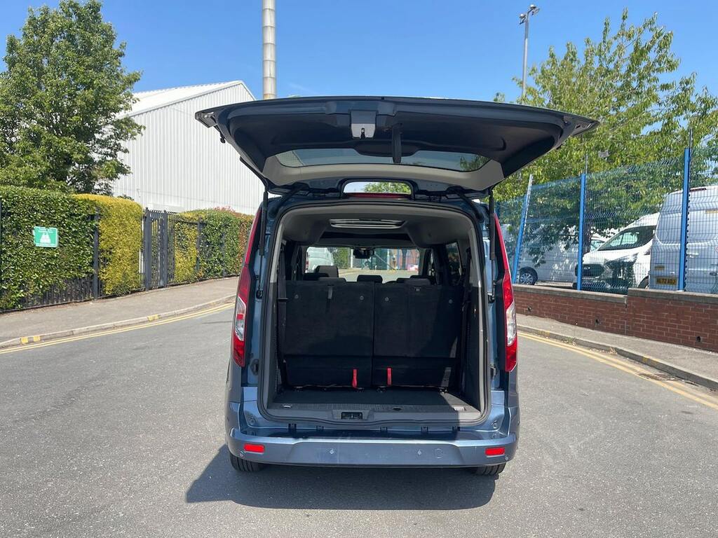 Ford Grand Tourneo Connect 1.5 Ecoblue 120 Titanium Grey #17