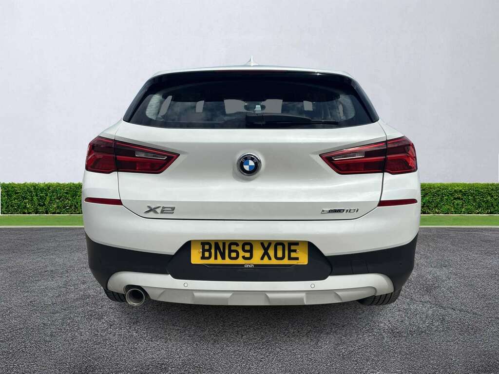 BMW X2 Sdrive 18I Se White #4