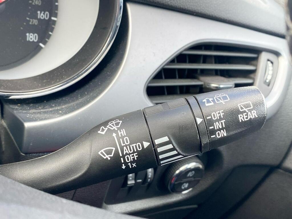 Vauxhall Astra 1.4L Elite Nav 148 Bhp Green #28
