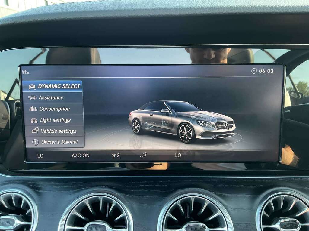 Mercedes-Benz E Class E220d 4Matic Amg Line Premium 9G-tronic Black #33