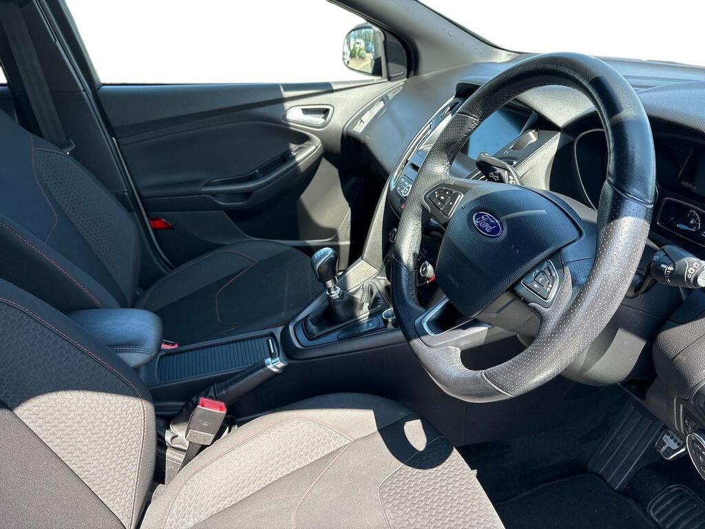 Ford Focus 1.0 Ecoboost 125 Zetec Edition White #15