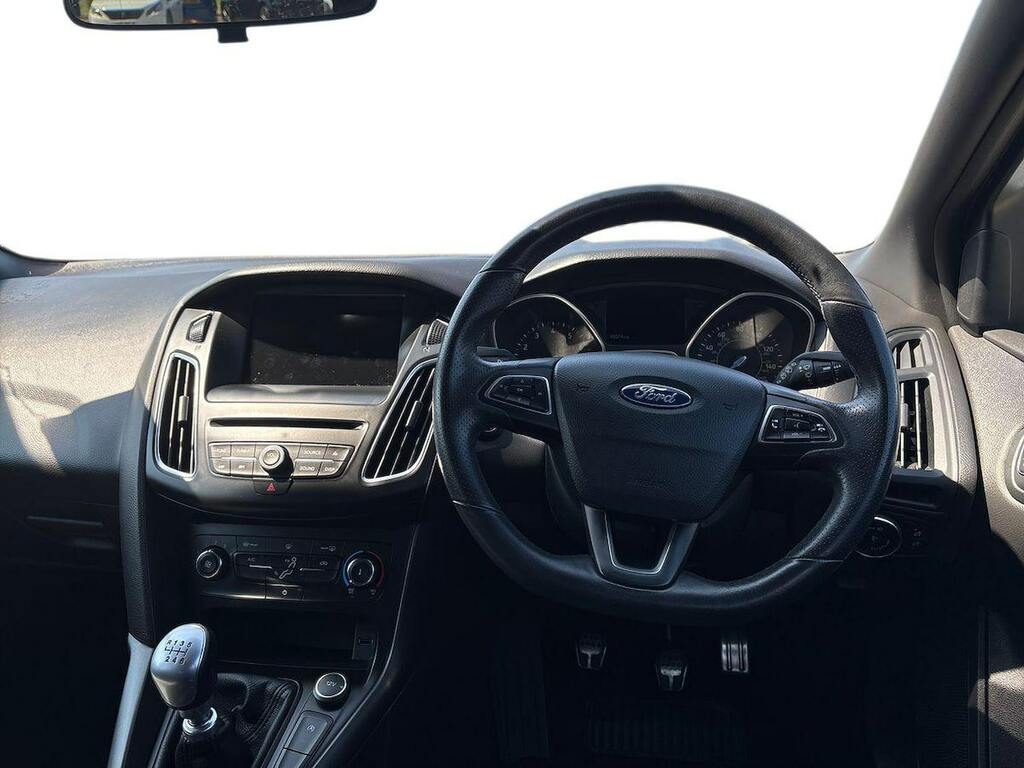 Ford Focus 1.0 Ecoboost 125 Zetec Edition White #9