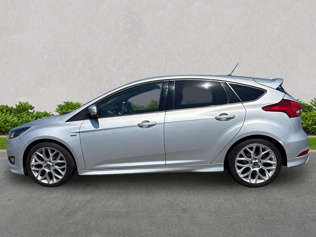 Ford Focus 1.0 Ecoboost 125 Zetec Edition White #19