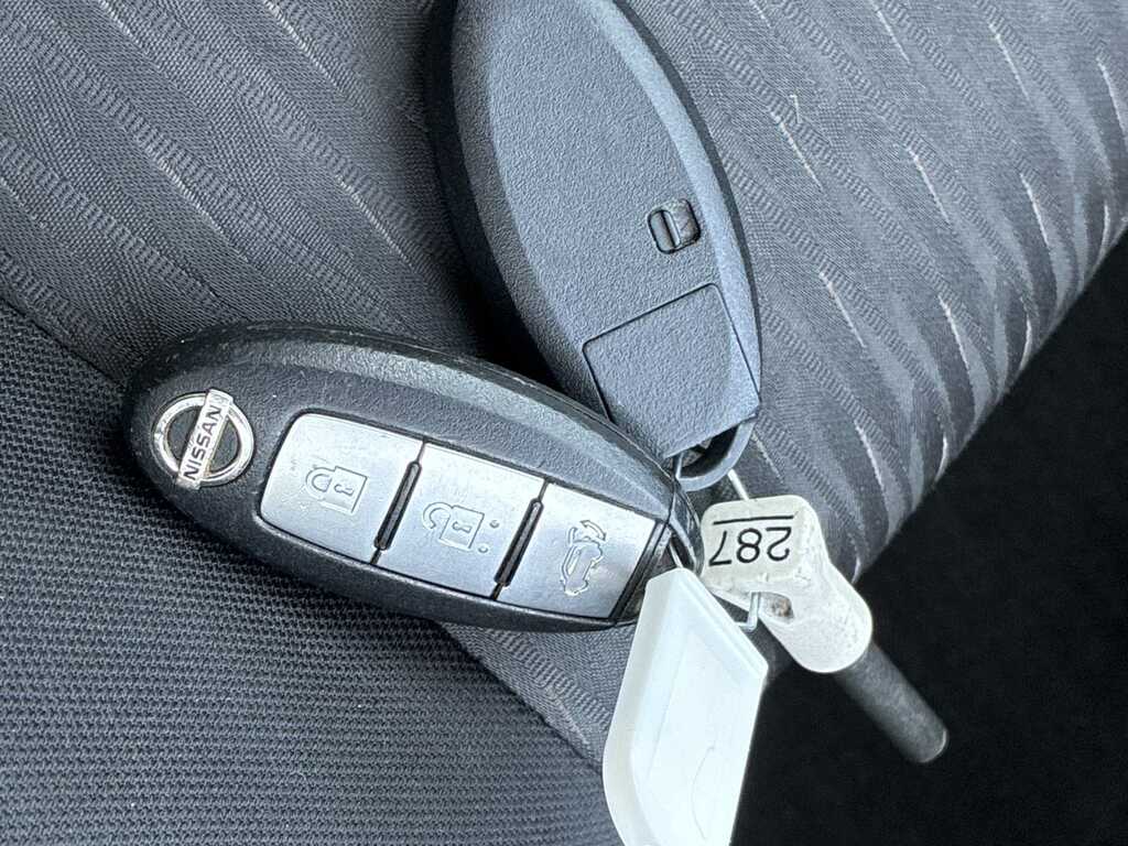 Nissan X-Trail Dig-t Tekna Blue #37