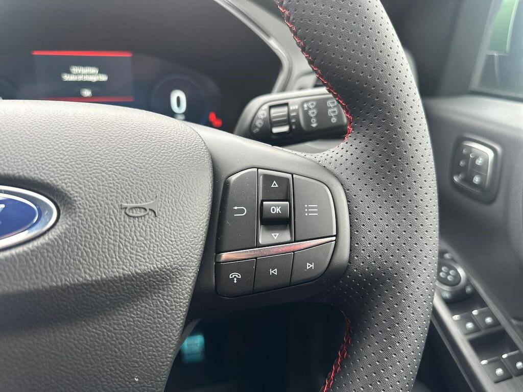 Ford Kuga 2.5 Fhev St-line Cvt Black #27