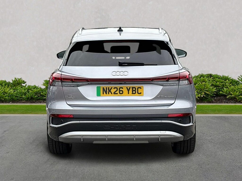 Audi Q4 E Tron 45 S Line Suv 82Kwh 286 Ps Silver #4