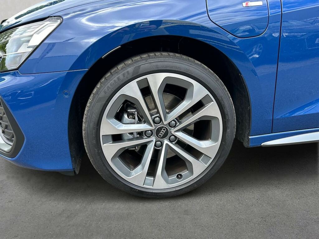 Audi A3 1.5 Tfsie S Line Sportback Plug-in Hybr Blue #6