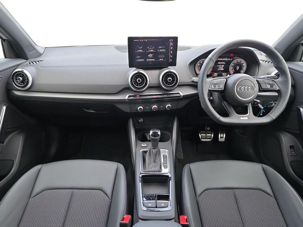 Audi Q2 35 Tfsi S Line S Tronic YY26TFX Grey #8