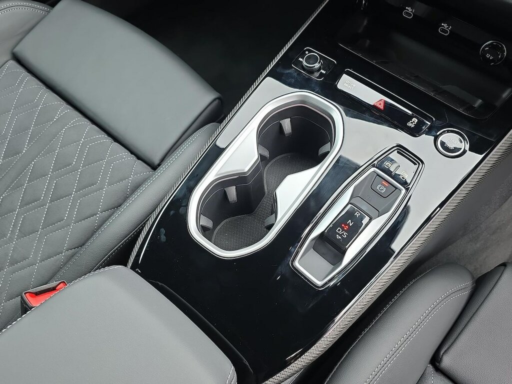 Audi A6 Saloon S Line E-hybrid Quattro 299 Ps S Tronic Black #13