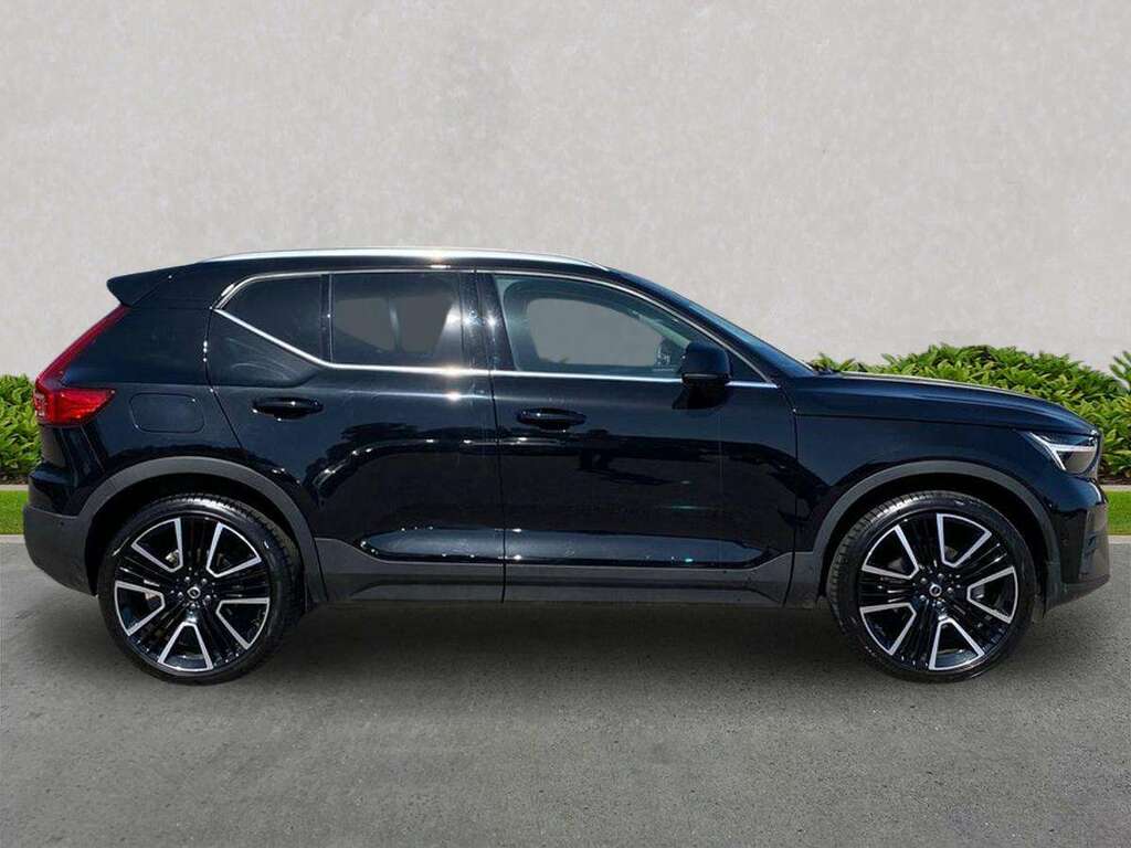 Volvo XC40 2.0 B3p Ultra Dark Black #2
