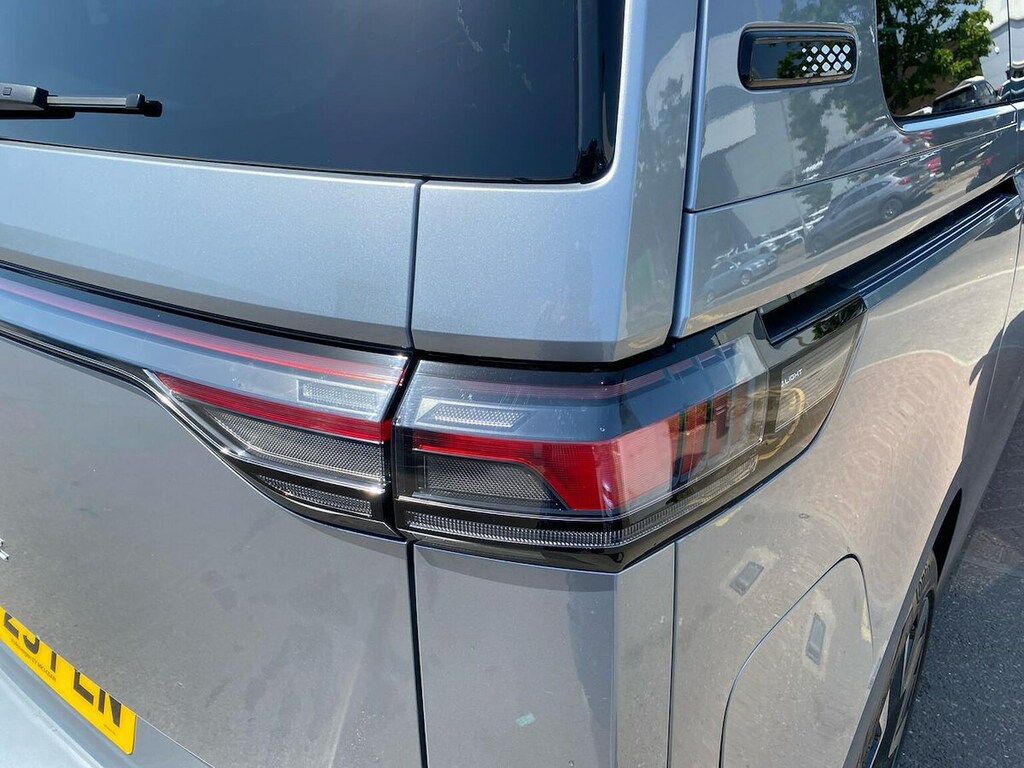 Volkswagen ID.Buzz Pro 86Kwh Gtx 4Motion Lwb, 7Seat Silver #35