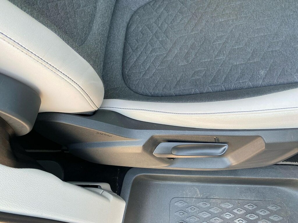Volkswagen ID.Buzz Pro 86Kwh Gtx 4Motion Lwb, 7Seat Silver #30