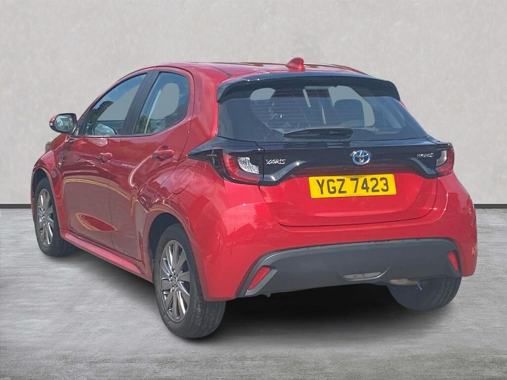 Toyota Yaris 1.5 Vvt-h Icon Hatchback Hybrid E-cvt E Red #2