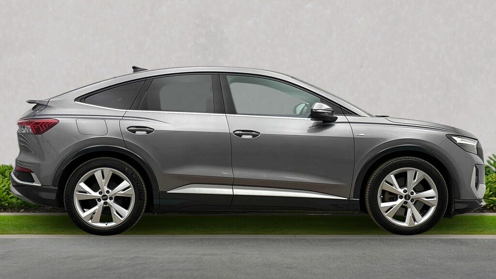 Audi Q4 E Tron 40 S Line Sportback 82Kwh 204 P Grey #3