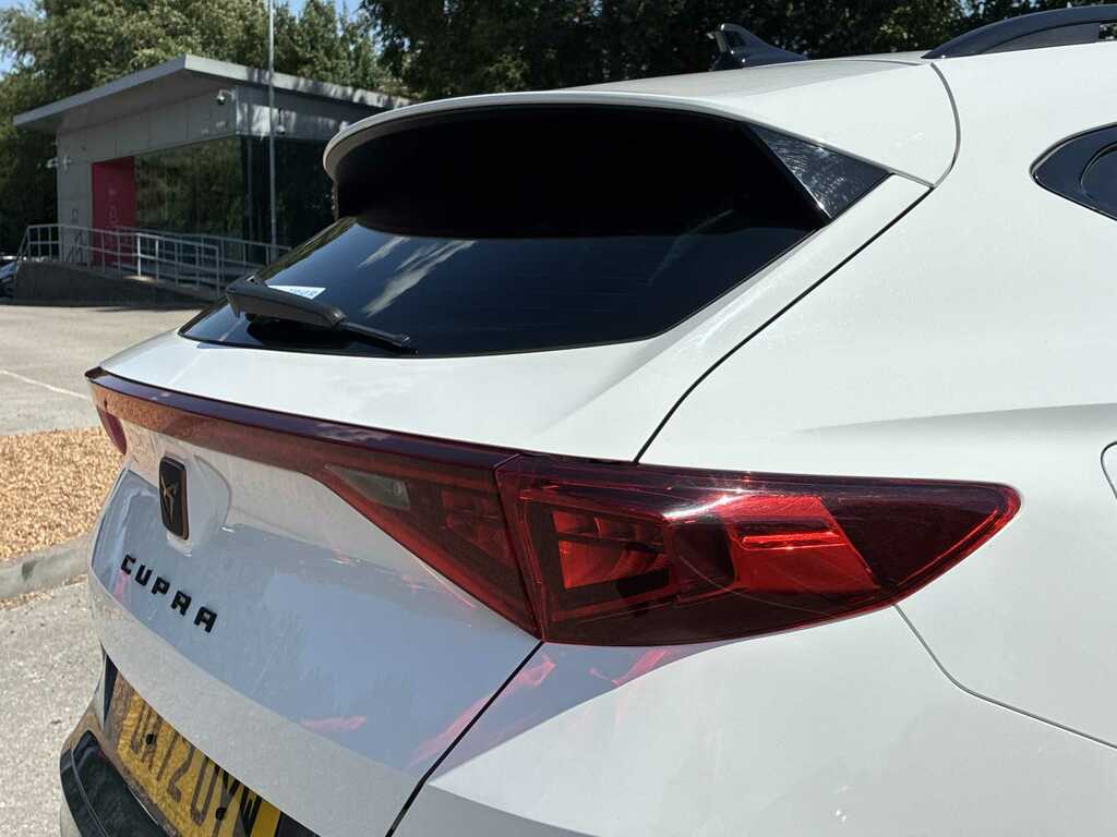 Cupra Formentor V2 Tsi 150Ps 7 Speed Dsg Suv Red #28