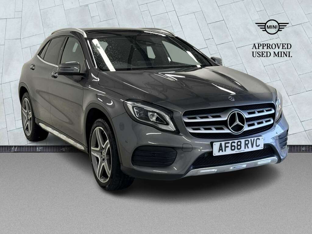 Mercedes-Benz GLA Class Gla 250 4Matic Amg Line Premium Plus Grey
