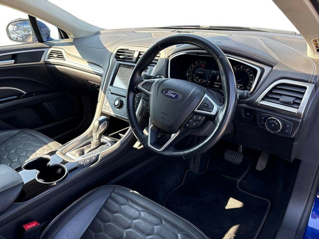 Ford Mondeo 2.0 Tdci Titanium Hatchback Euro White #15