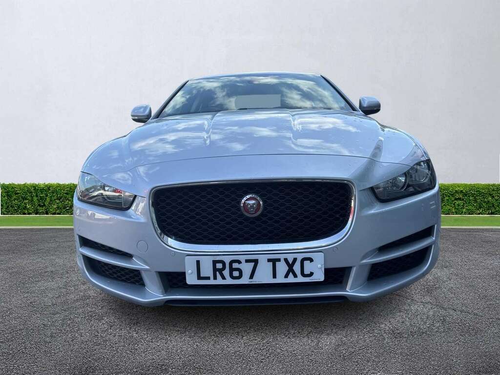 Jaguar XE 2.0 Ingenium Prestige Silver #5