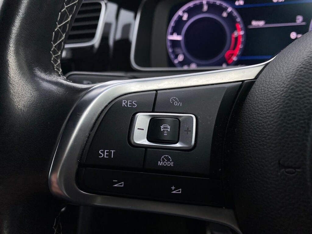 Volkswagen Golf 1.6 Tdi 110 Gt Edition Black #23