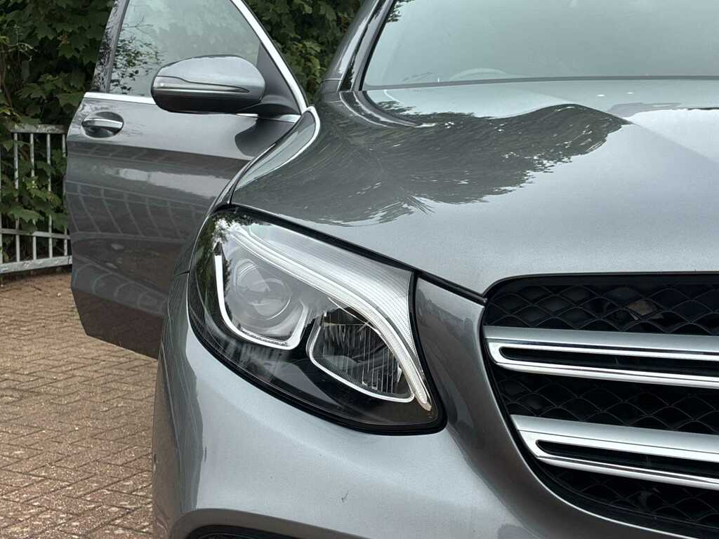 Mercedes-Benz GLC Class Coupe Glc 350 D 4Matic Amg Line Premium Plus 2017 Black #33