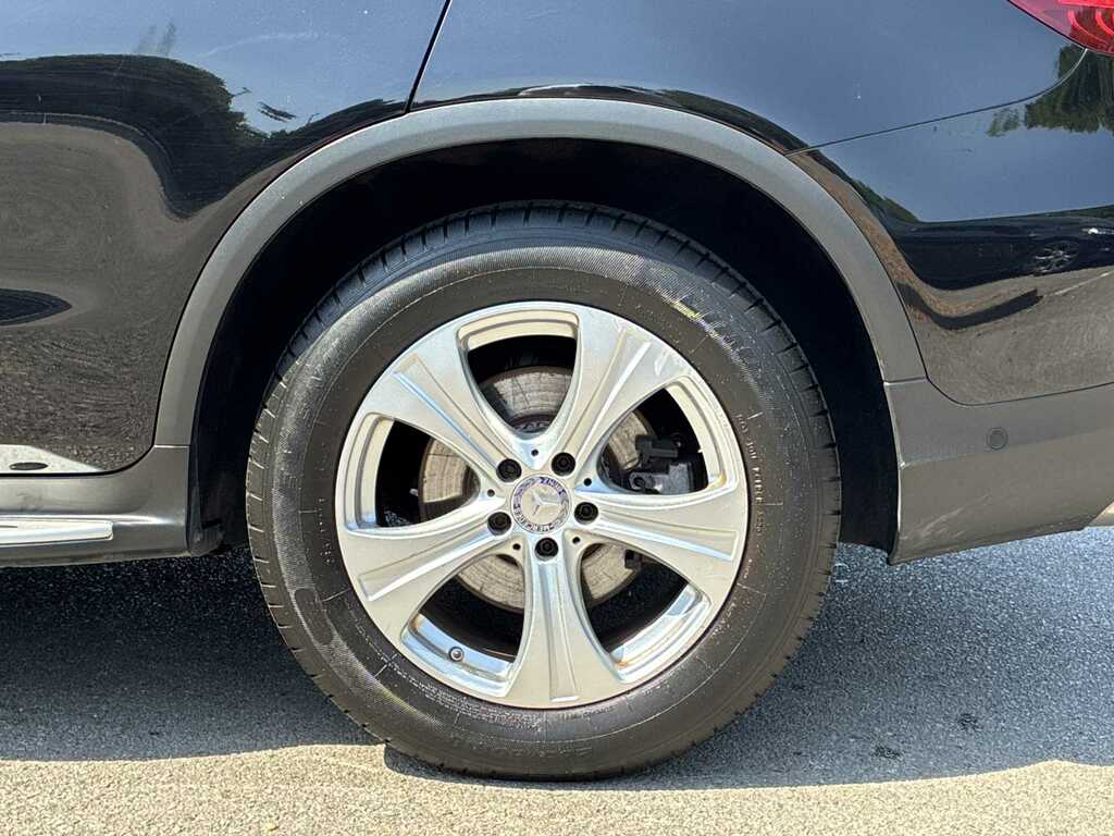 Mercedes-Benz GLC Class Glc 220D 4Matic Sport Premium 9G-tronic Black #6
