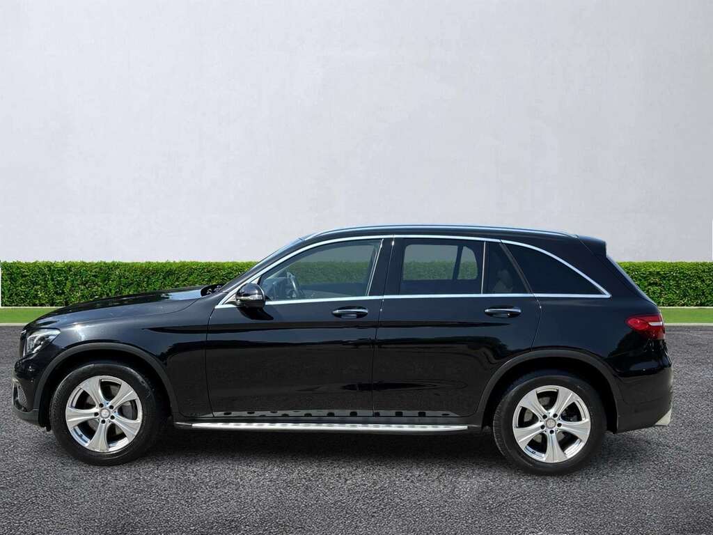 Mercedes-Benz GLC Class 2.1 Glc 220 D 4Matic Amg Line Premium 168 Black #18