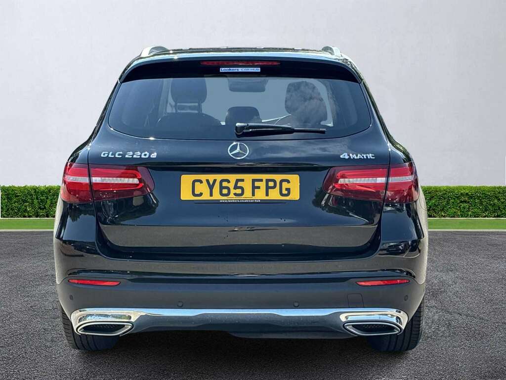 Mercedes-Benz GLC Class Glc 220D 4Matic Sport Premium 9G-tronic Black #4