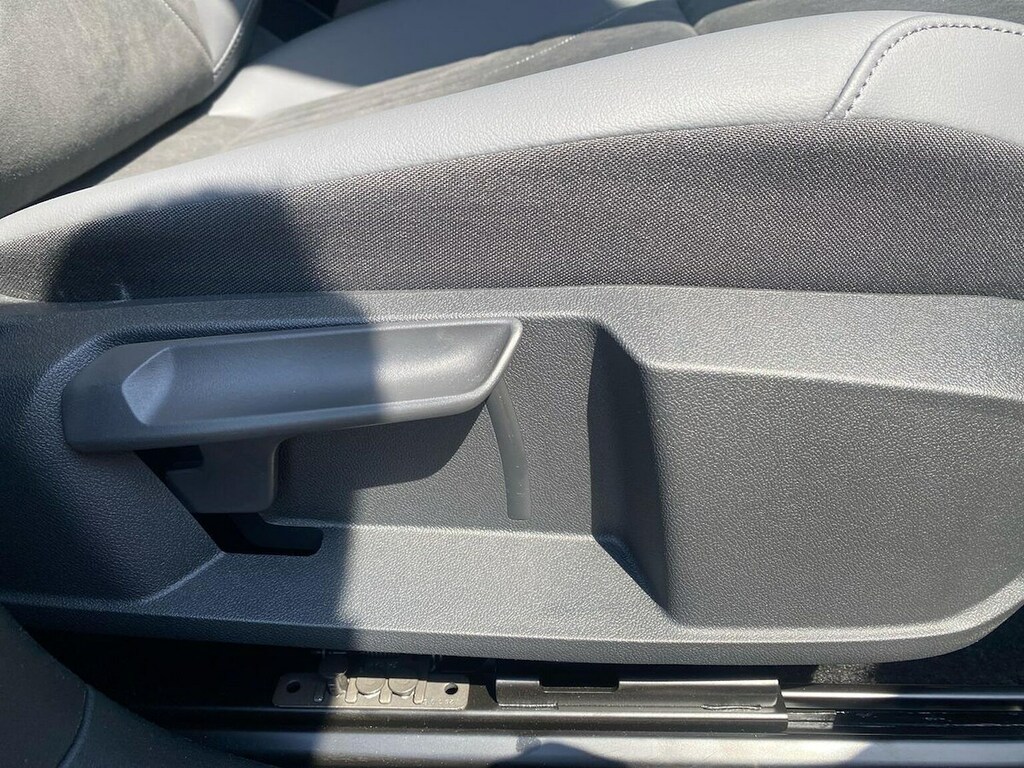 Volkswagen ID.4 Pro 77Kwh Match 5-Door Grey #30