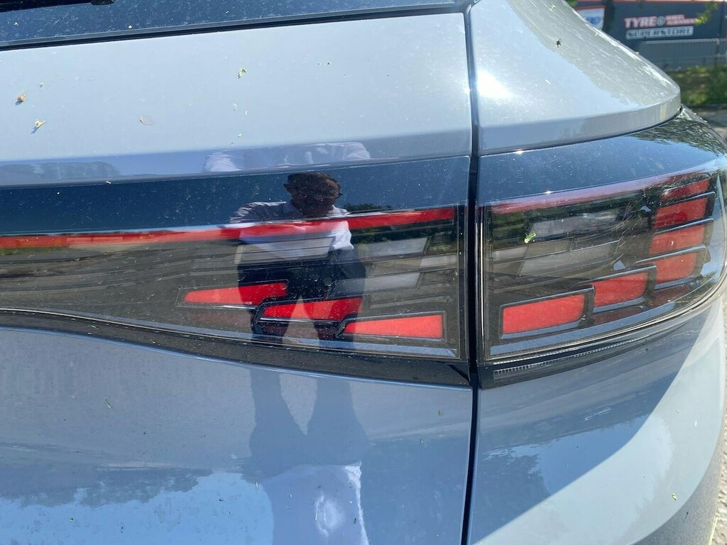 Volkswagen ID.4 Pro 77Kwh Match 5-Door Grey #35
