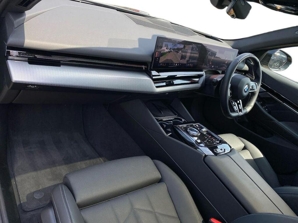 BMW 5 Series 520I M Sport Black #7