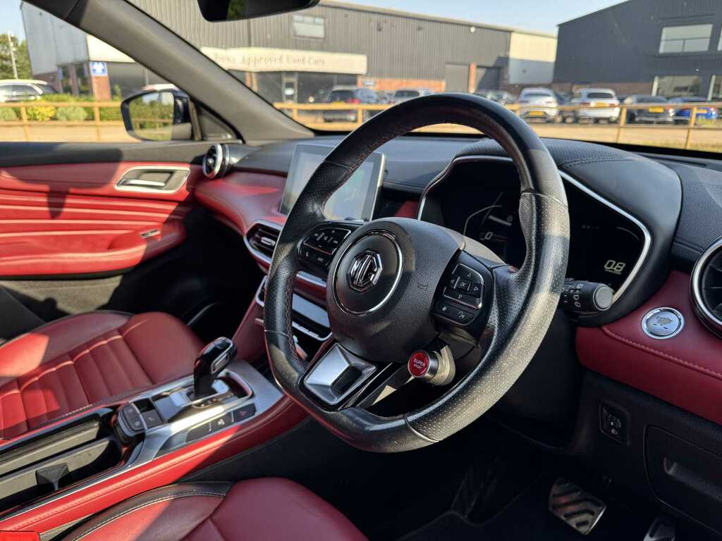 MG HS 1.5 T-gdi 16.6 Kwh Exclusive Euro 6 Ss Red #18
