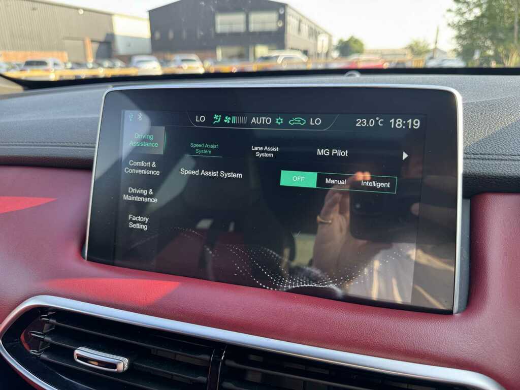 MG HS 1.5 T-gdi 16.6 Kwh Exclusive Euro 6 Ss Red #39