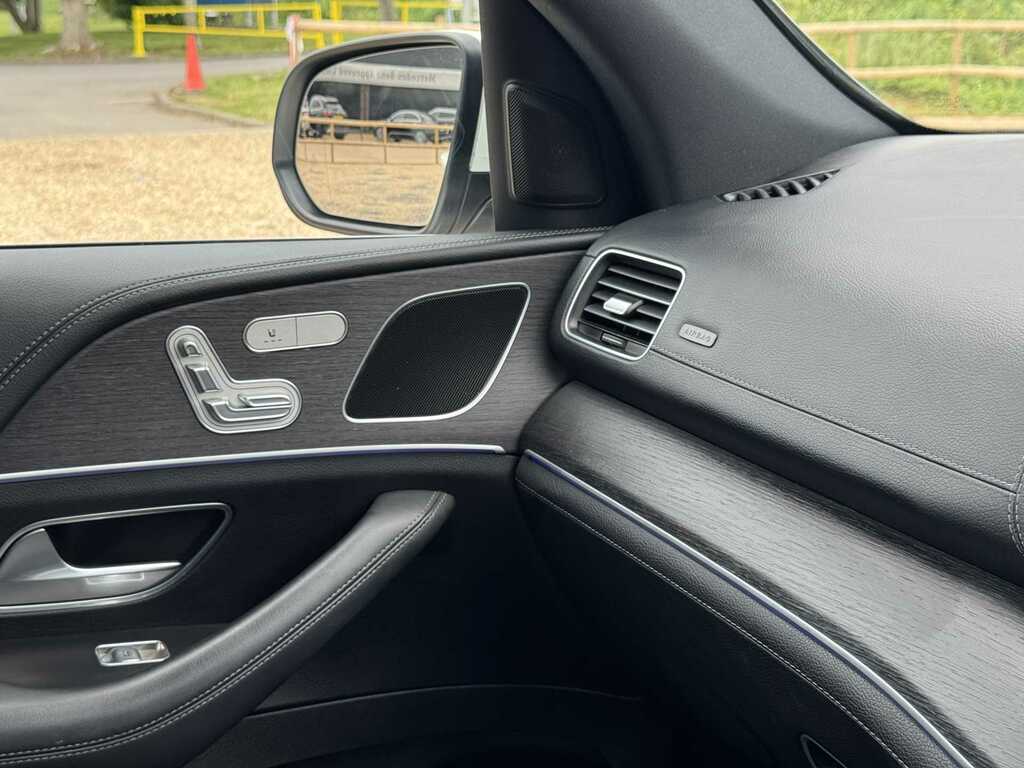 Mercedes-Benz GLE Class Gle 400 Amg Line Premium D 4Matic Black #31