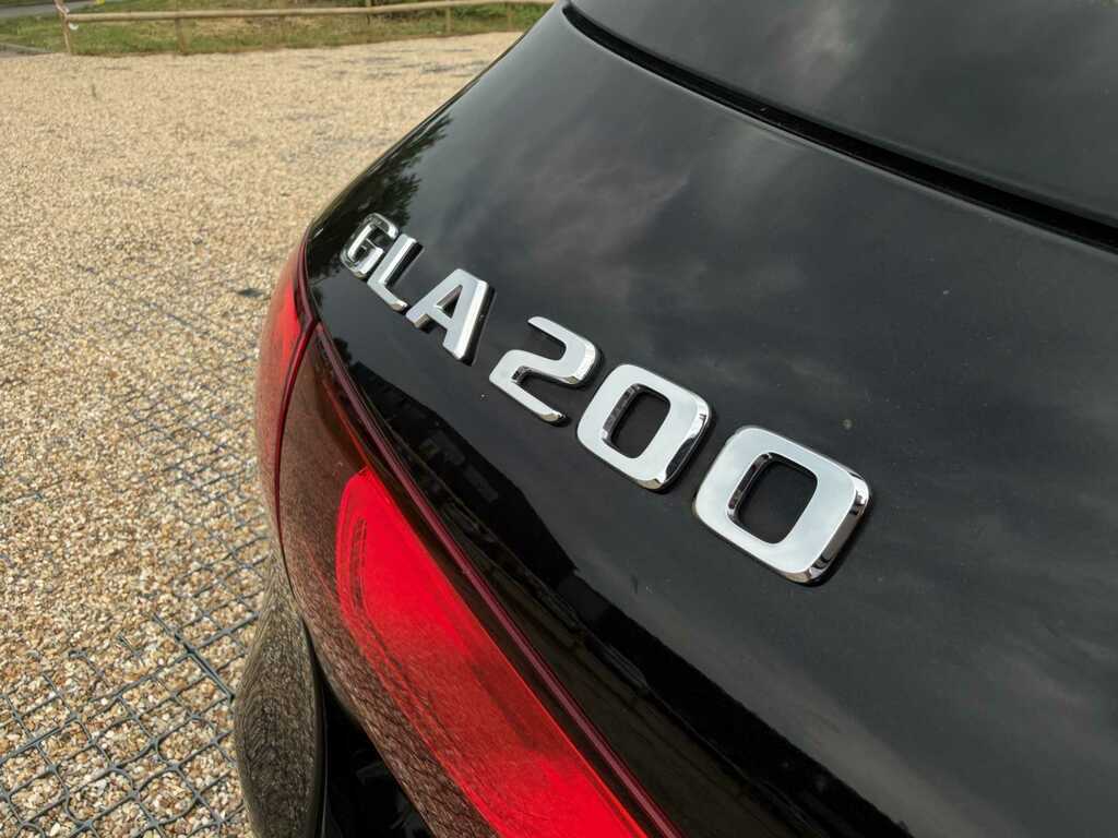 Mercedes-Benz GLA Class 1.6 Gla200 Amg Line Edition Plus 7G-dct Euro 6  #23