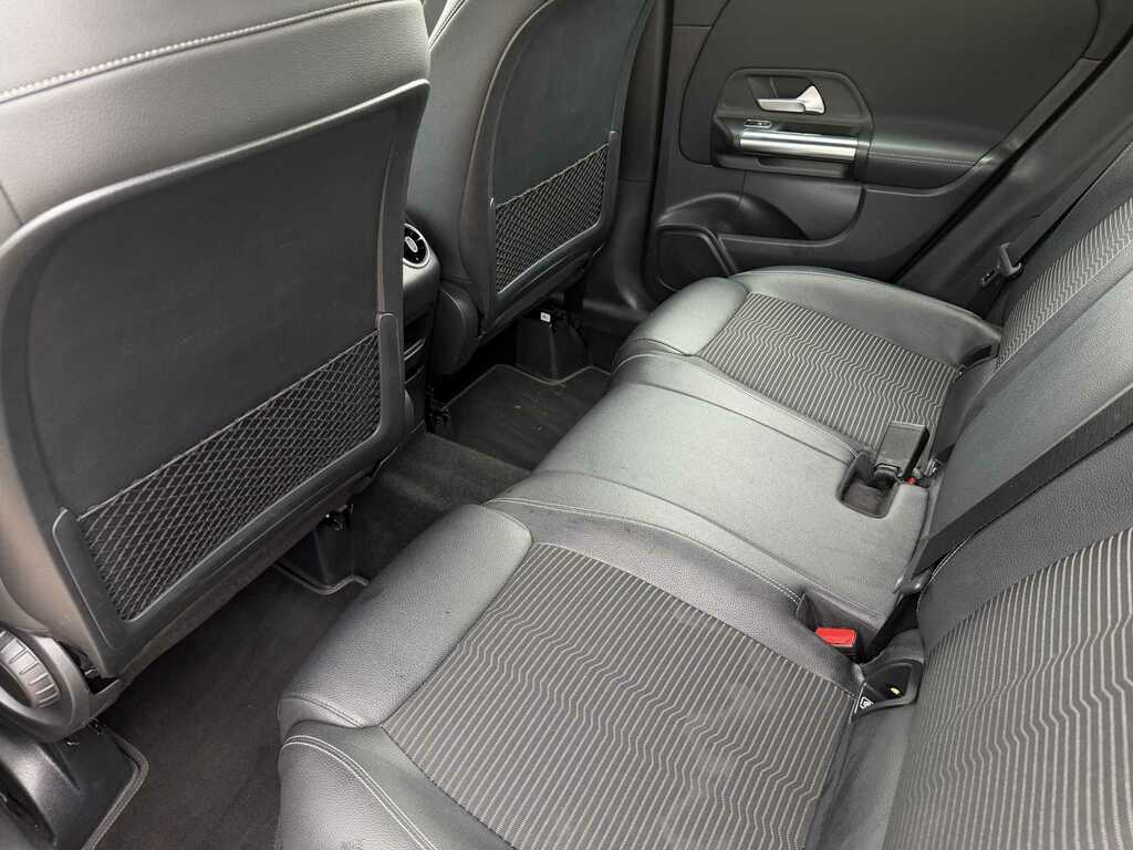 Mercedes-Benz GLA Class 1.6 Gla200 Amg Line Edition Plus 7G-dct Euro 6  #26