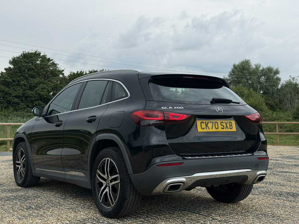 Mercedes-Benz GLA Class Gla 200 Sport Black #5