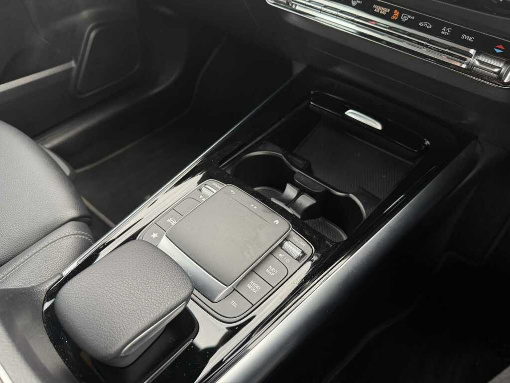 Mercedes-Benz GLA Class 1.6 Gla200 Amg Line Edition Plus 7G-dct Euro 6  #34