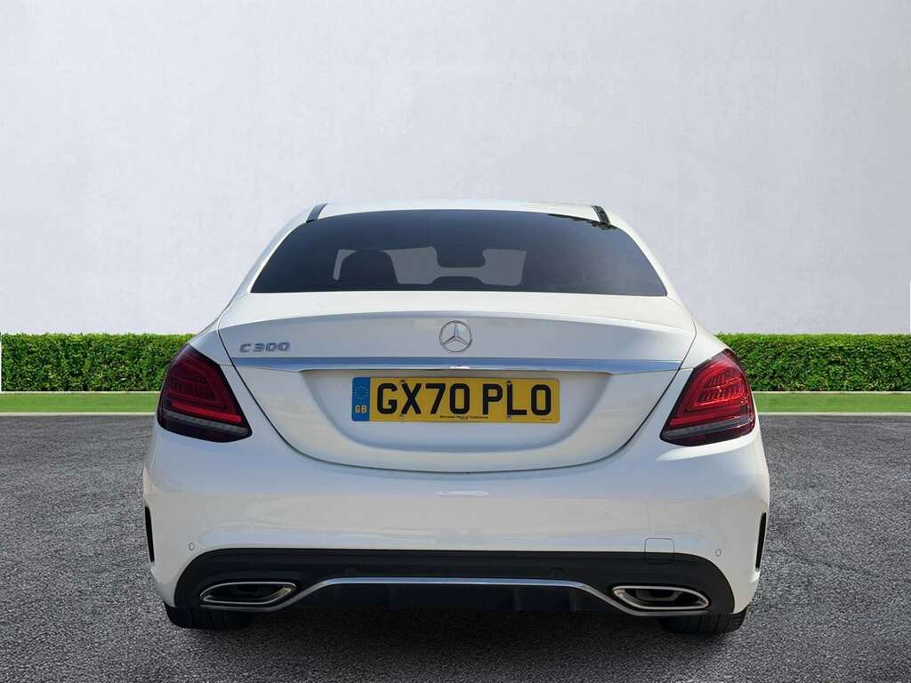 Mercedes-Benz C Class C300 Amg Line Edition Premium 9G-tronic White #4